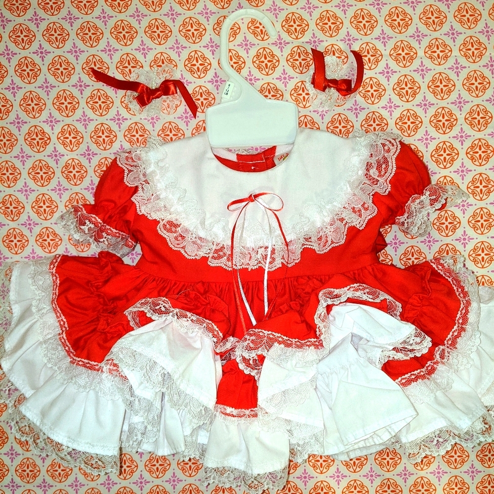 Lil Dolly dress and hair clips